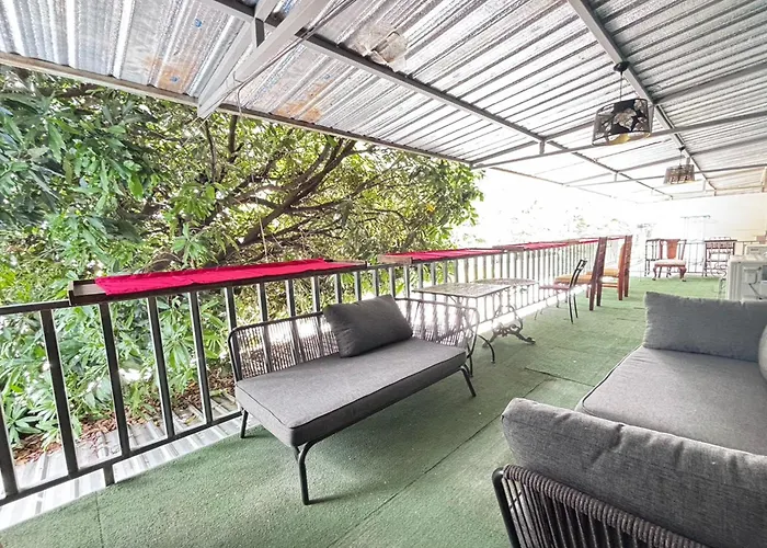 Hostel Sunshiny-bb Near Punnavithi Bts Station *