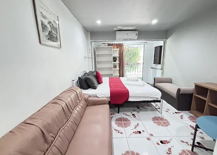 Hostel Sunshiny-bb Near Punnavithi Bts Station *
